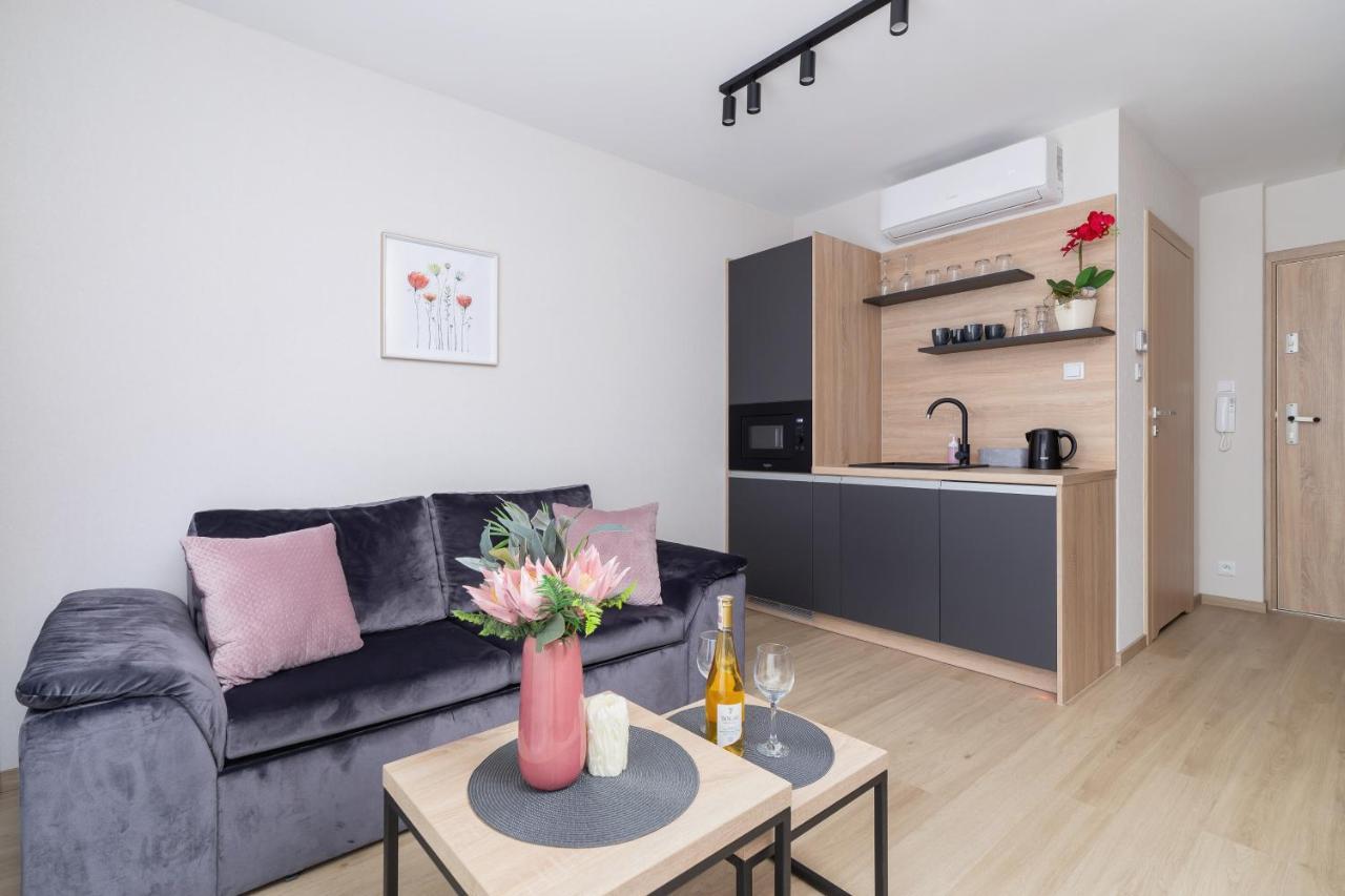 Modern Apartment Srodmiescie Krakow By Noclegi Renters エクステリア 写真